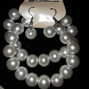 New B Collection Ivory pearl Bracelet and earrings